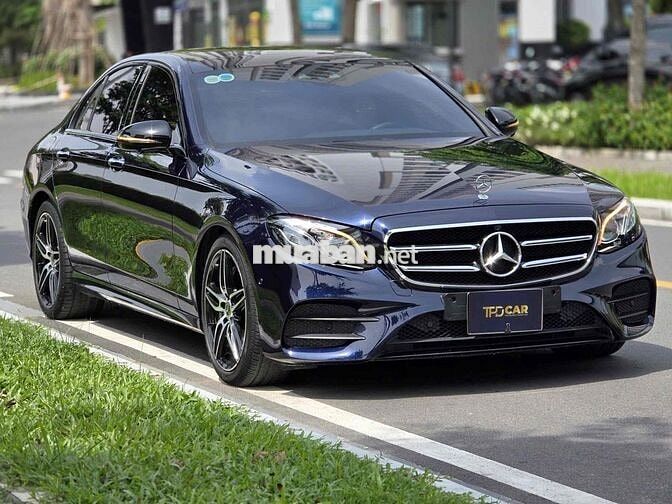Mercedes Benz E300 AMG - 22.222 Km
