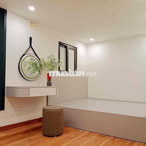 Nhà tt Quỳnh Mai, HBT tầng 2 dtsd 70 m2, FULL đồ, 2 ngủ 2,78 tỷ ở ngay