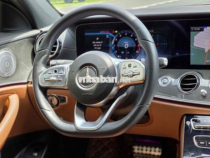 Mercedes Benz E300 AMG - 22.222 Km