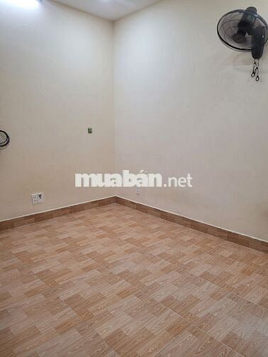 Phòng trọ máy lạnh 2,5tr gần Tô Ký- Nguyễn Ảnh Thủ