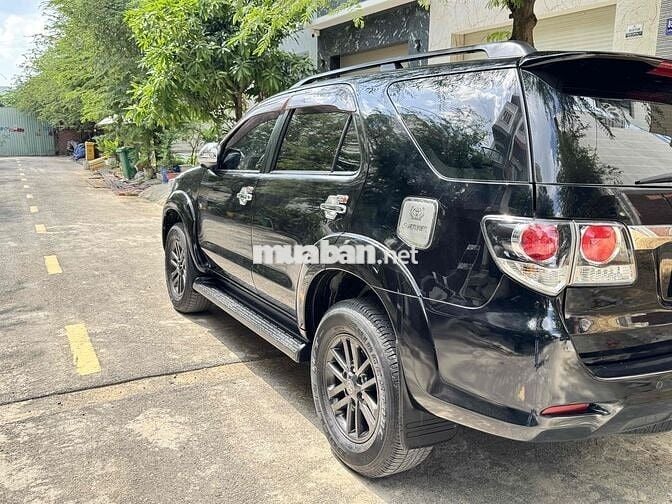 Toyota Fortuner 2015 2.7V 4x2 AT - 105000 km