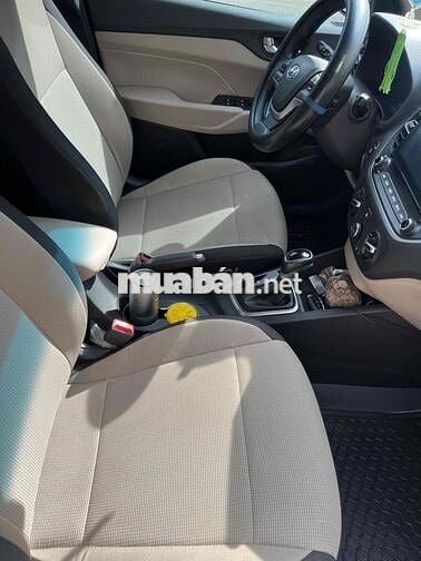 Hyundai Accent 2023 1.4 AT - 59000 km