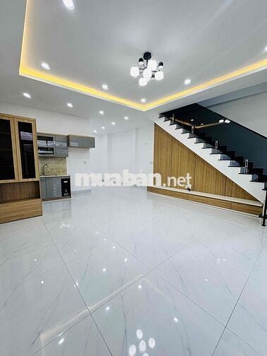 Bán nhà 1 trệt 1 lầu Trung tâm thị trấn Diên Khánh