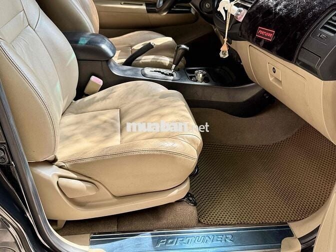 Toyota Fortuner 2015 2.7V 4x2 AT - 105000 km