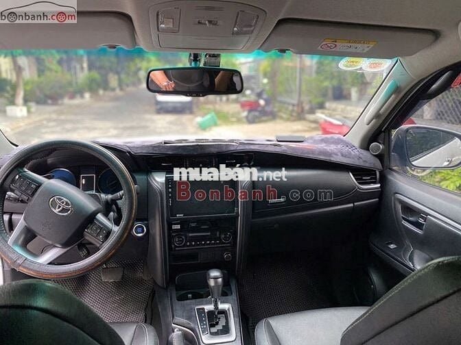Toyota Fortuner 2.4L 4x2 AT 2022 Trắng