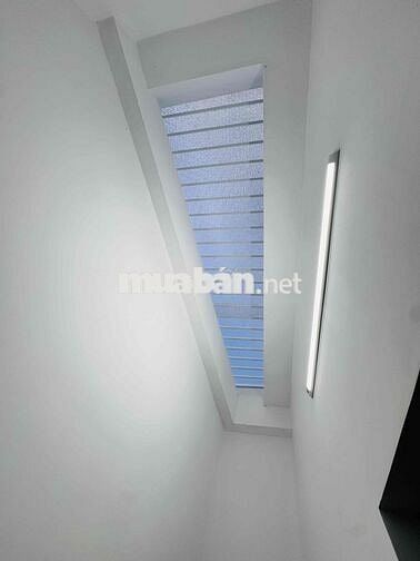 Bán nhà 1 trệt 1 lầu Trung tâm thị trấn Diên Khánh
