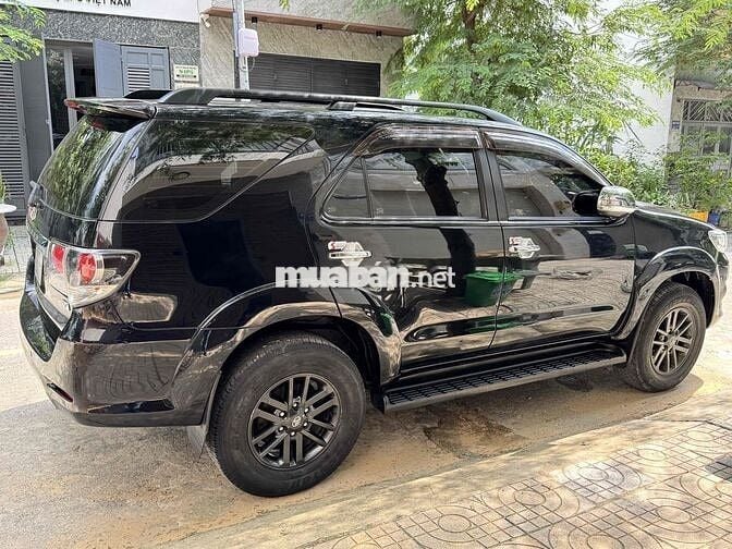 Toyota Fortuner 2015 2.7V 4x2 AT - 105000 km