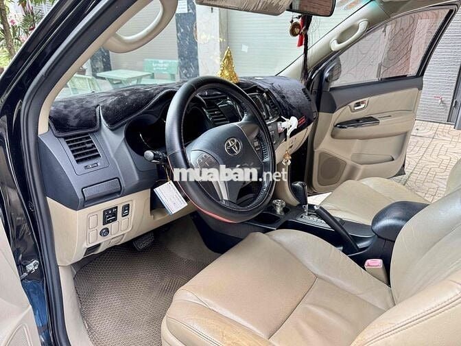 Toyota Fortuner 2015 2.7V 4x2 AT - 105000 km