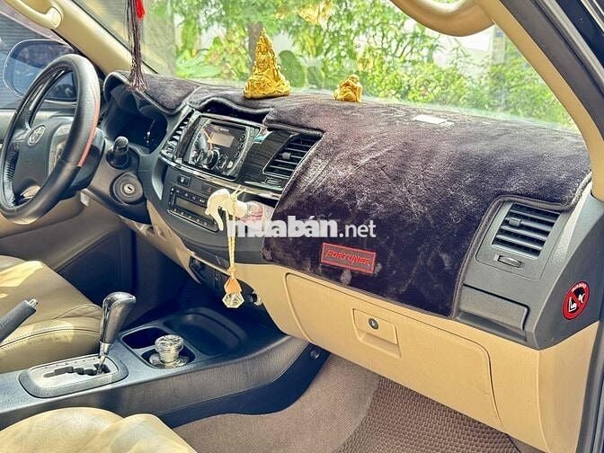 Toyota Fortuner 2015 2.7V 4x2 AT - 105000 km