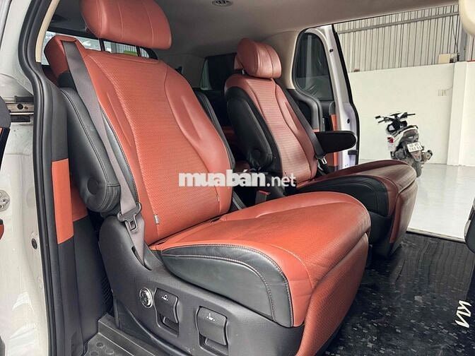 Kia Carnival 2024 2.2D Signature  - 59000 km