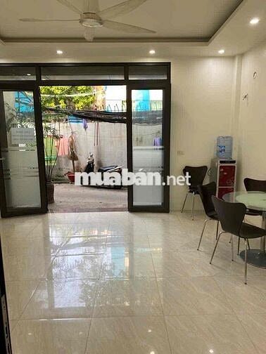 Mặt bằng kinh doanh 35m2 - Đặng Tiến Đông, Đống Đa