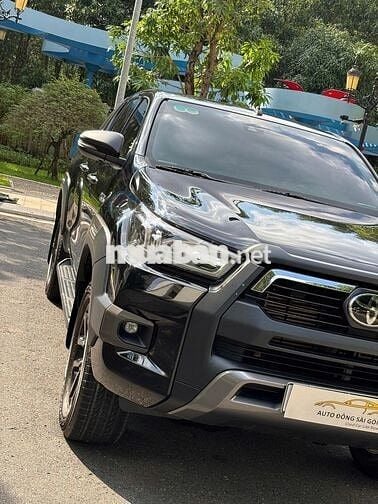 Bán Toyota Hilux 2021 Adventure 2.8 AT 4X4 Đen