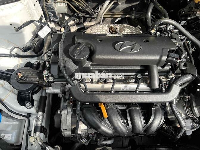 Hyundai Accent 2023 1.4 AT - 59000 km