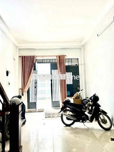 NHÀ VỊ TRÍ ĐẸP 3 TẦNG HẺM 5M SÁT MẶT TIỀN LÊ VĂN KHƯƠNG CÓ DÒNG TIỀN