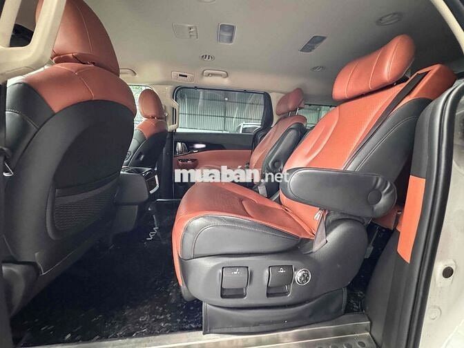Kia Carnival 2024 2.2D Signature  - 59000 km