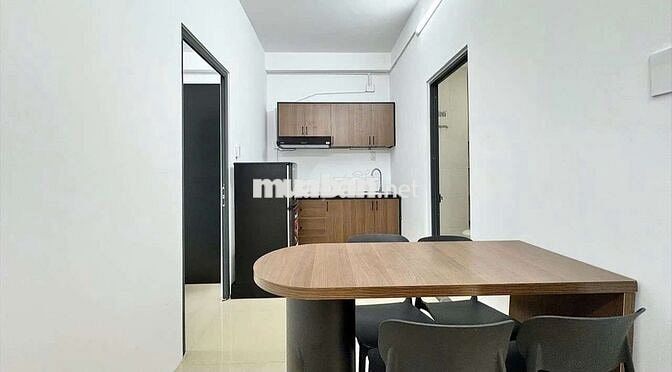 CĂN 2PN, 1BẾP, BAN CÔNG VIEW CAO THOÁNG, FULL NỘI THẤT GẦN DH VĂN LANG