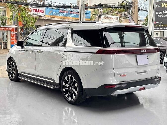 Kia Carnival 2024 2.2D Signature  - 59000 km