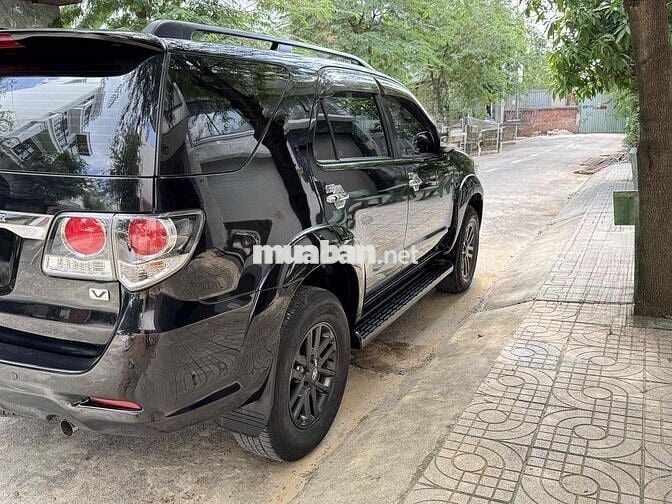 Toyota Fortuner 2015 2.7V 4x2 AT - 105000 km