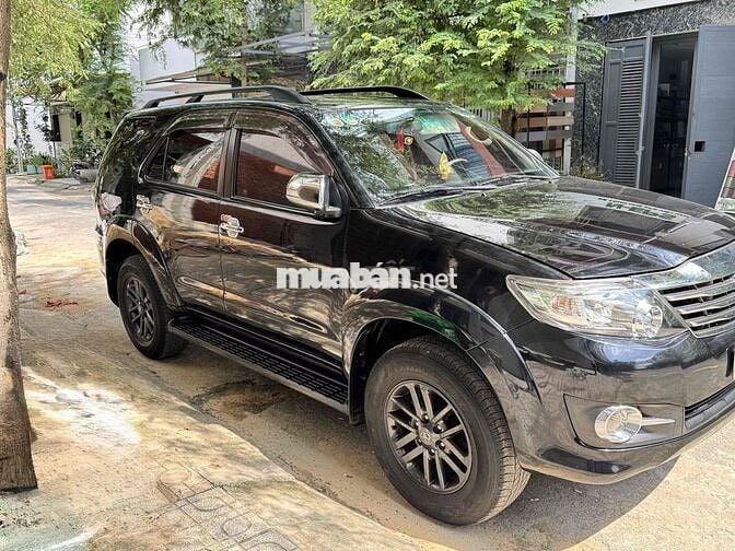 Toyota Fortuner 2015 2.7V 4x2 AT - 105000 km