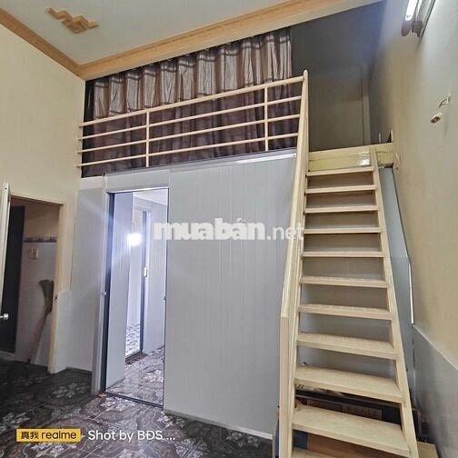 Nhà 1trệt 1lửng có 2PN, 2Wc 1máy lạnh Mới Tinh HBP 8triệu