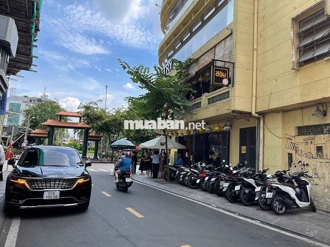 CHO THUÊ CĂN GÓC NGUYỄN VĂN TRÁNG. P, BẾN THÀNH. QUẬN 1- 50TR