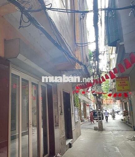 Kim Mã - Nhà gần ô tô 7 phòng ở và cho thuê - dòng tiền 30triệu/tháng