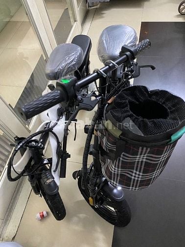 Xe đạp điện mini thời trang tiện lợi đi lại trong phố
