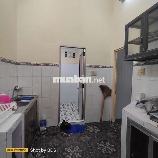 Nhà 1trệt 1lửng có 2PN, 2Wc 1máy lạnh Mới Tinh HBP 8triệu