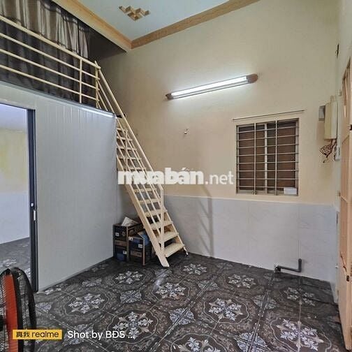Nhà 1trệt 1lửng có 2PN, 2Wc 1máy lạnh Mới Tinh HBP 8triệu