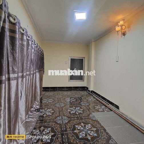 Nhà 1trệt 1lửng có 2PN, 2Wc 1máy lạnh Mới Tinh HBP 8triệu