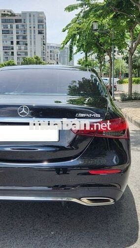 Cực phẩm siêu lướt E300 AMG Model 2022 - 2 vạn