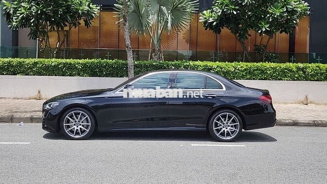 Cực phẩm siêu lướt E300 AMG Model 2022 - 2 vạn