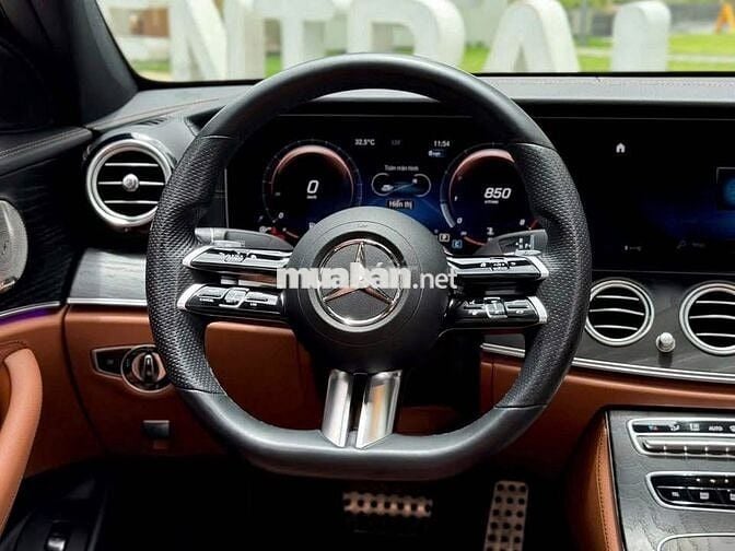 Cực phẩm siêu lướt E300 AMG Model 2022 - 2 vạn