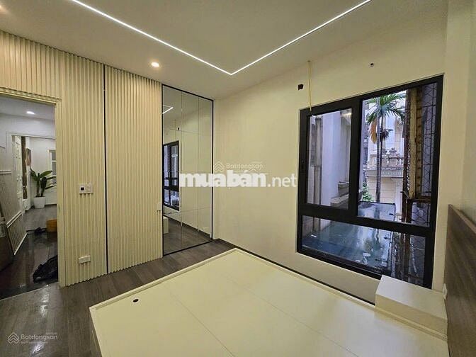 NHÀ ĐẸP LỘNG LẪY CẦU GIẤY - LÔ GÓC THOÁNG SÁNG - DÂN XÂY CHẮC CHẮN NHÀ ĐẸP LỘNG LẪY CẦU GIẤY - LÔ GÓC THOÁNG SÁNG - DÂN XÂY CHẮC CHẮN