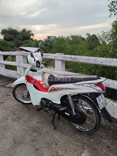 BÁN XE SYM ANGELA  50cc MÀU TRẮNG