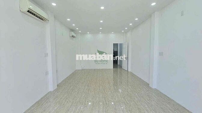 CHO THUÊ NHÀ Ở KINH DOANH 4 PHÒNG GẦN BIỂN GIÁ 20 TRIỆU/THÁNG