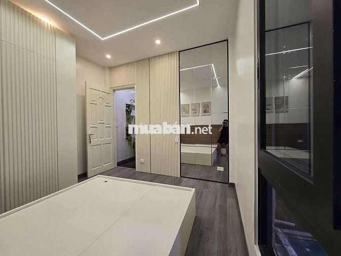 BÁN NHANH NHÀ NGÕ 79 CẦU GIẤY - DT38m - GẦN Ô TÔ