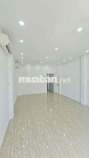 CHO THUÊ NHÀ Ở KINH DOANH 4 PHÒNG GẦN BIỂN GIÁ 20 TRIỆU/THÁNG