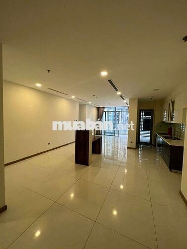 Cần thuê căn hộ Vinhomes Central Park ( căn hộ 3 phòng ngủ )