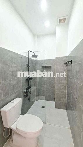 CHO THUÊ NHÀ Ở KINH DOANH 4 PHÒNG GẦN BIỂN GIÁ 20 TRIỆU/THÁNG