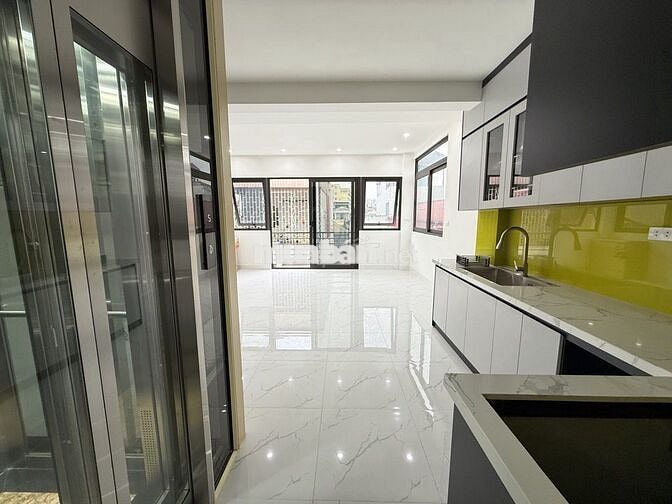NHÀ ĐẸP 5 TẦNG 57M2 19TỶ8 T.TÂM THANH XUÂN – GARA ÔTÔ – THANG MÁY