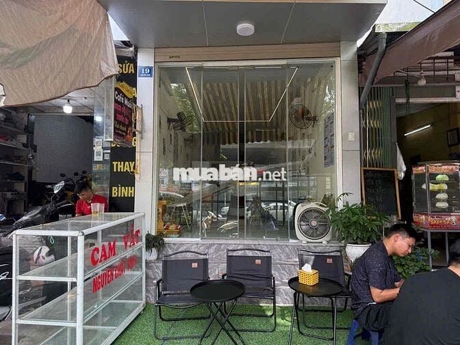 cho thuê nguyên căn 2 tầng mặt đường nguyễn xiển
