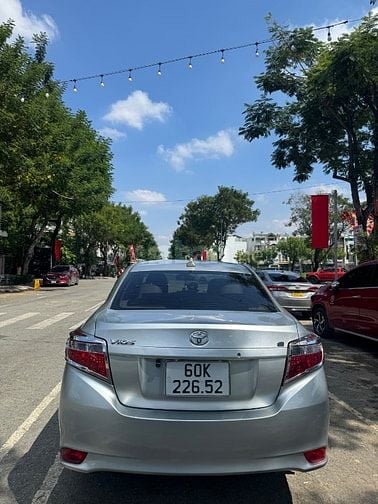 Chính chủ bán Toyota Vios 2017 1.5E MT - 55000 km