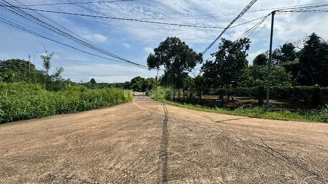 Lô góc 2 mặt tiền thổ cư sổ riêng chỉ 850 triệu gần KCN