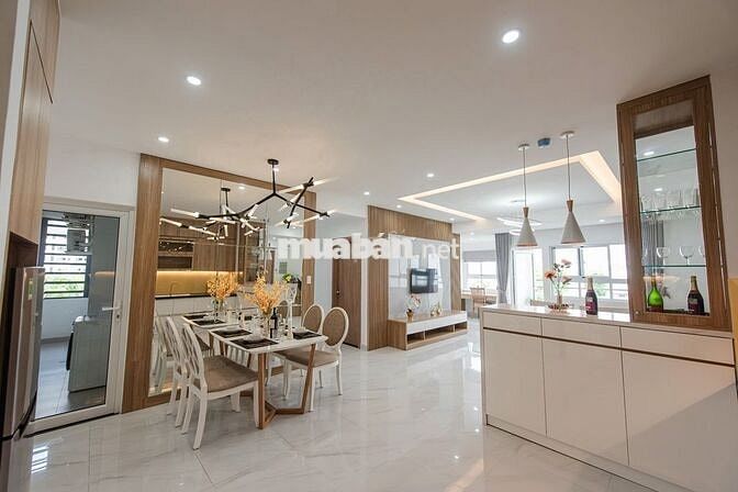 Chính chủ Cần Bán gấp Căn Hộ 3PN-DT 114m2-Wiew sông, NH hỗ trợ vay 85%