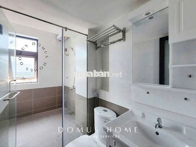 Căn hộ gác cao vị trí thuận tiện đi PMH, Các quận trung tâm