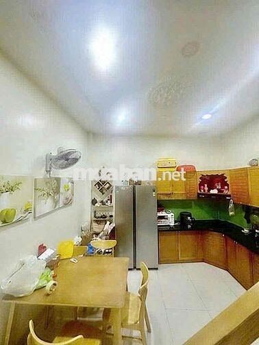 Cho Thuê nhà phường TÂN SƠN NHÌ : 4 x 12 M đúc 1 lầu đẹp : 2 PN , 2 WC