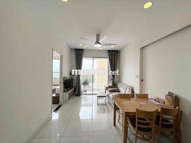 Cho thuê căn hộ 2PN 2WC. chung cư The Botanica. Phường 2 Tân Bình