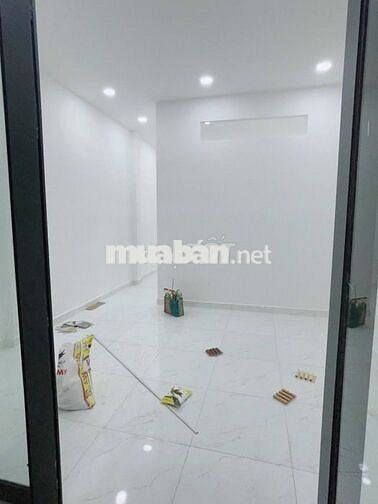 3.950 ty mt đường số 6 HBP. Thủ Đức 70m2. Cả khu vực 1 căn
