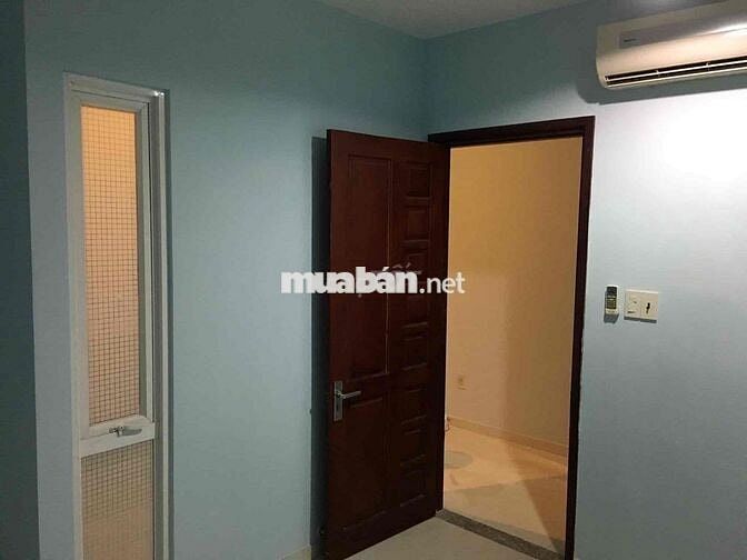 NHÀ NGUYÊN CĂN 1 TRỆT 3 TẦNG - HXH - GẦN SÂN BAY